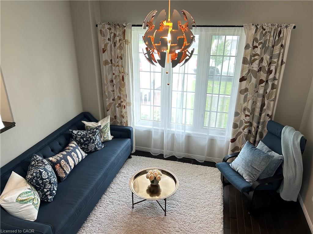 101 Dalgleish Avenue, Kingston, ON - Indoor