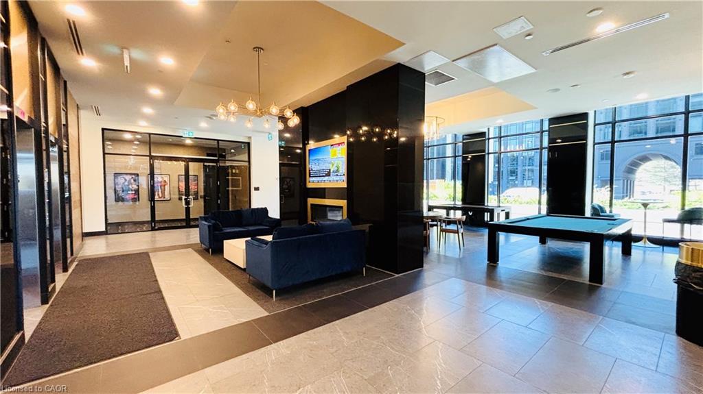 1536-145 Columbia Street W, Waterloo, ON - Indoor Photo Showing Other Room