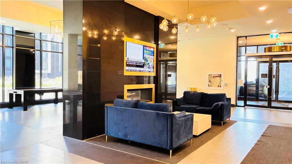 1536-145 Columbia Street W, Waterloo, ON - Indoor