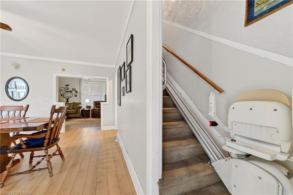 36 Cheever Street, Hamilton, ON - Indoor Photo Showing Other Room