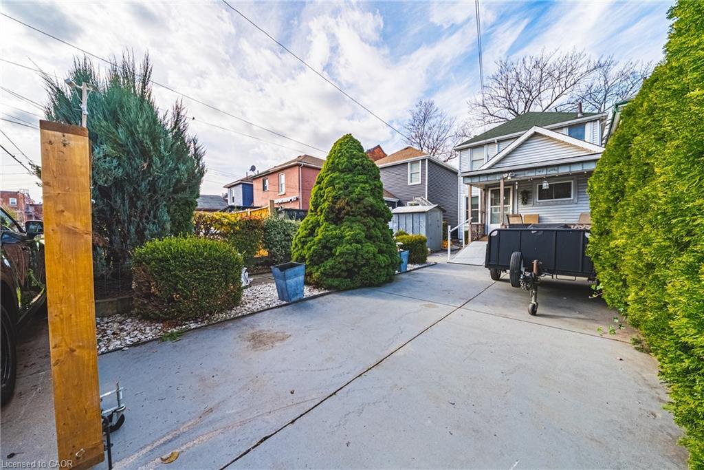 36 Cheever Street, Hamilton, ON - Outdoor
