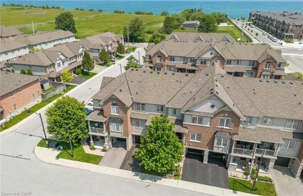 38-515 Winston Road, Grimsby, ON - Outdoor With Facade