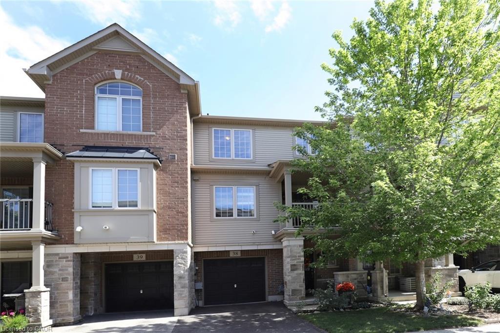 38-515 Winston Road, Grimsby, ON - Outdoor With Balcony With Facade