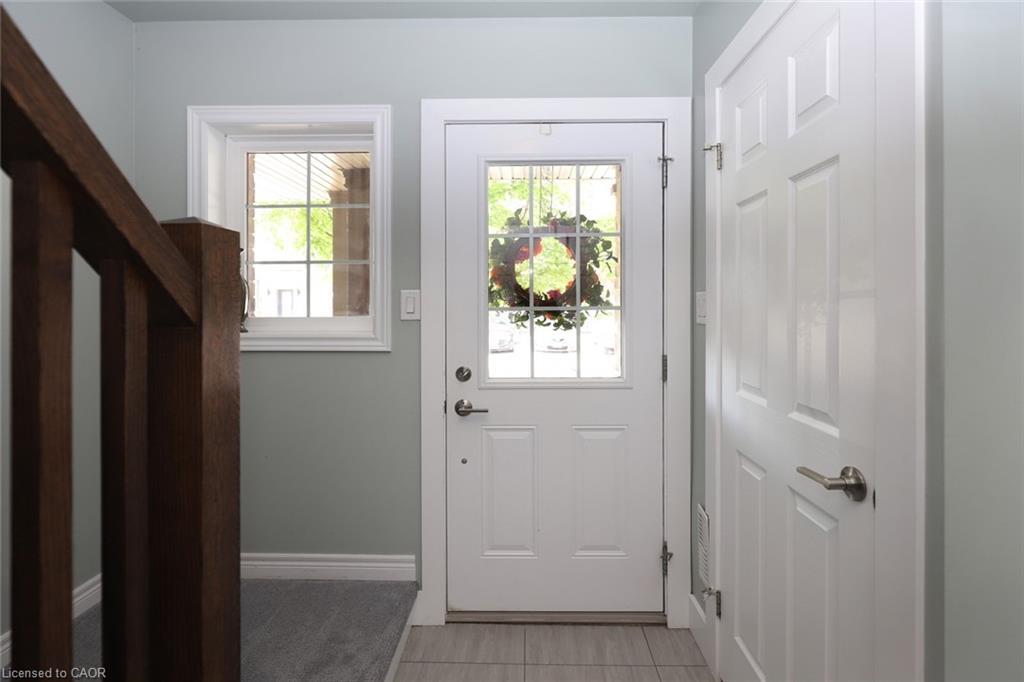 38-515 Winston Road, Grimsby, ON - Indoor Photo Showing Other Room