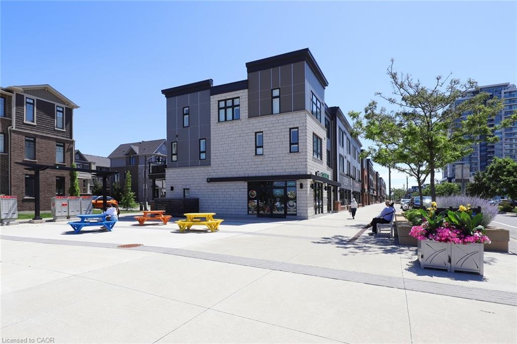 38-515 Winston Road, Grimsby, ON - Outdoor