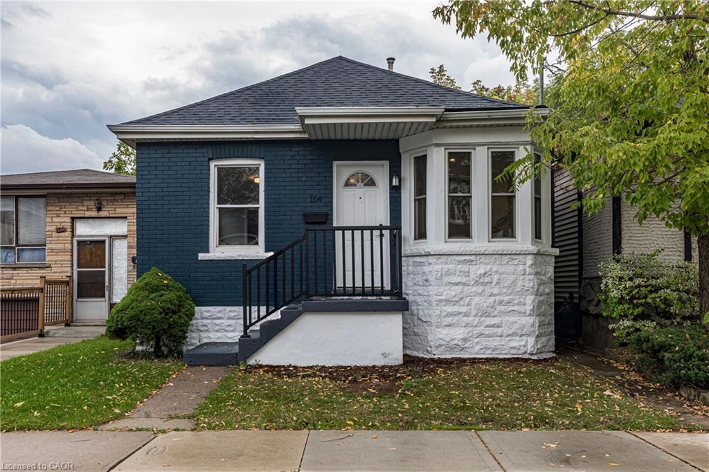 164 London Street N, Hamilton, ON - Outdoor