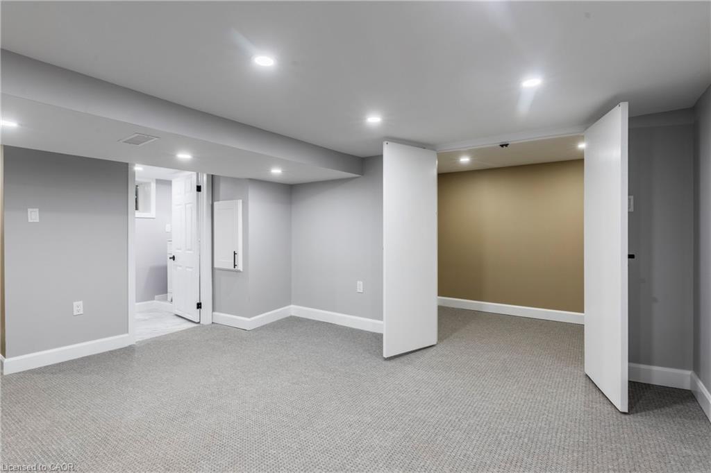 164 London Street N, Hamilton, ON - Indoor