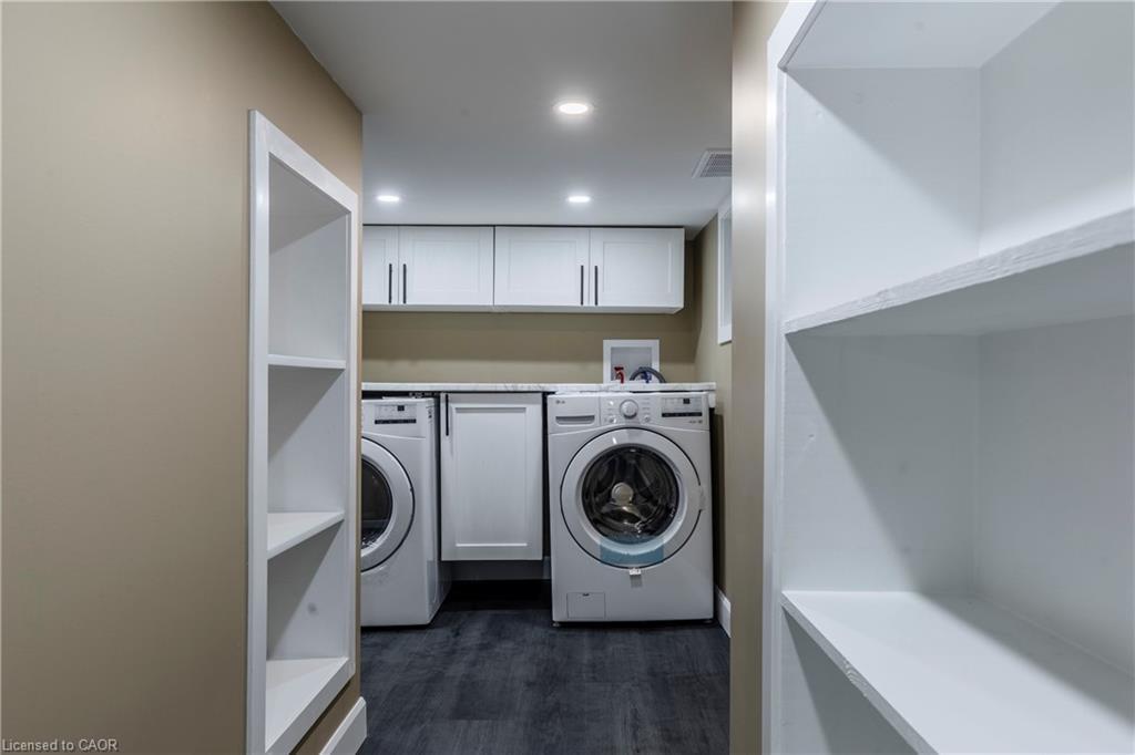 164 London Street N, Hamilton, ON - Indoor Photo Showing Laundry Room