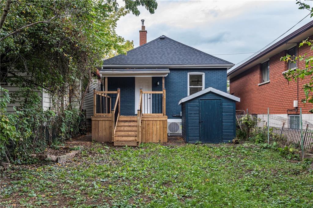 164 London Street N, Hamilton, ON - Outdoor