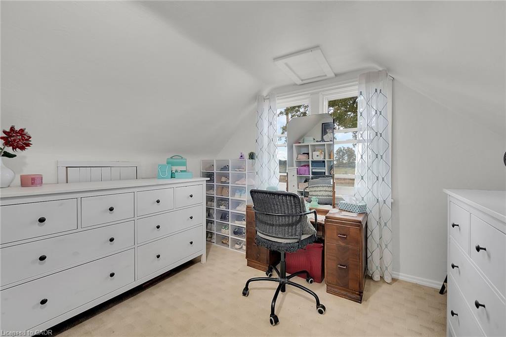 805 Broad Street E, Dunnville, ON - Indoor