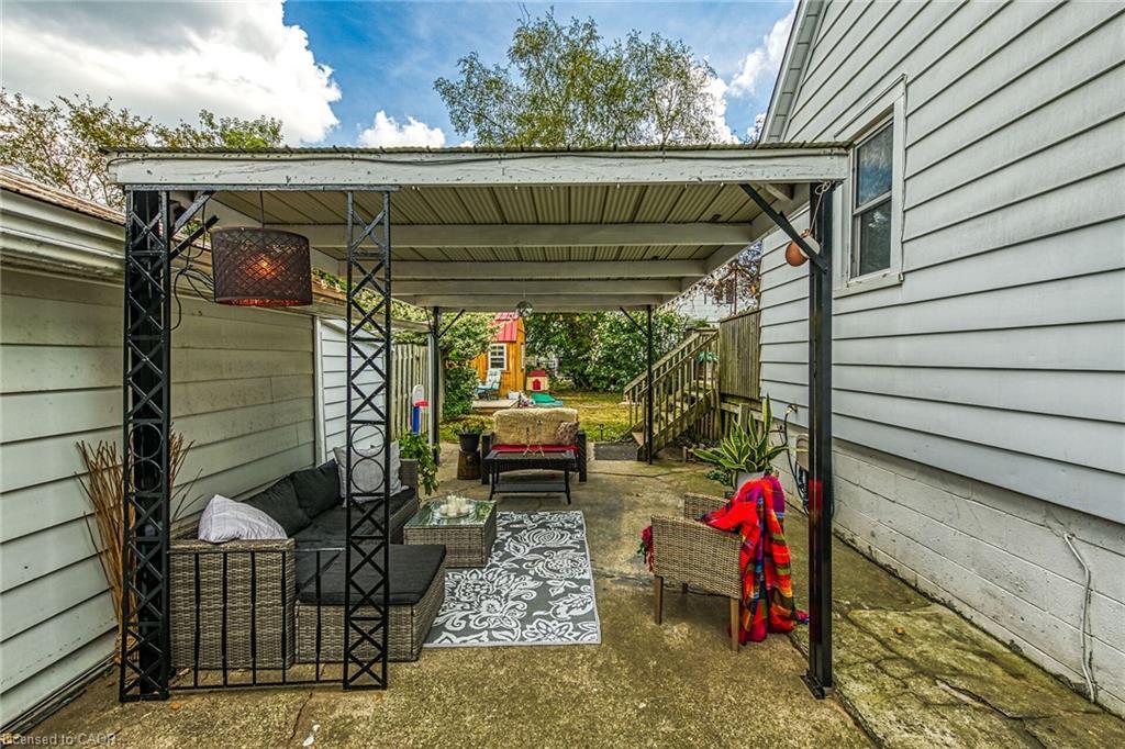 805 Broad Street E, Dunnville, ON - Outdoor With Exterior