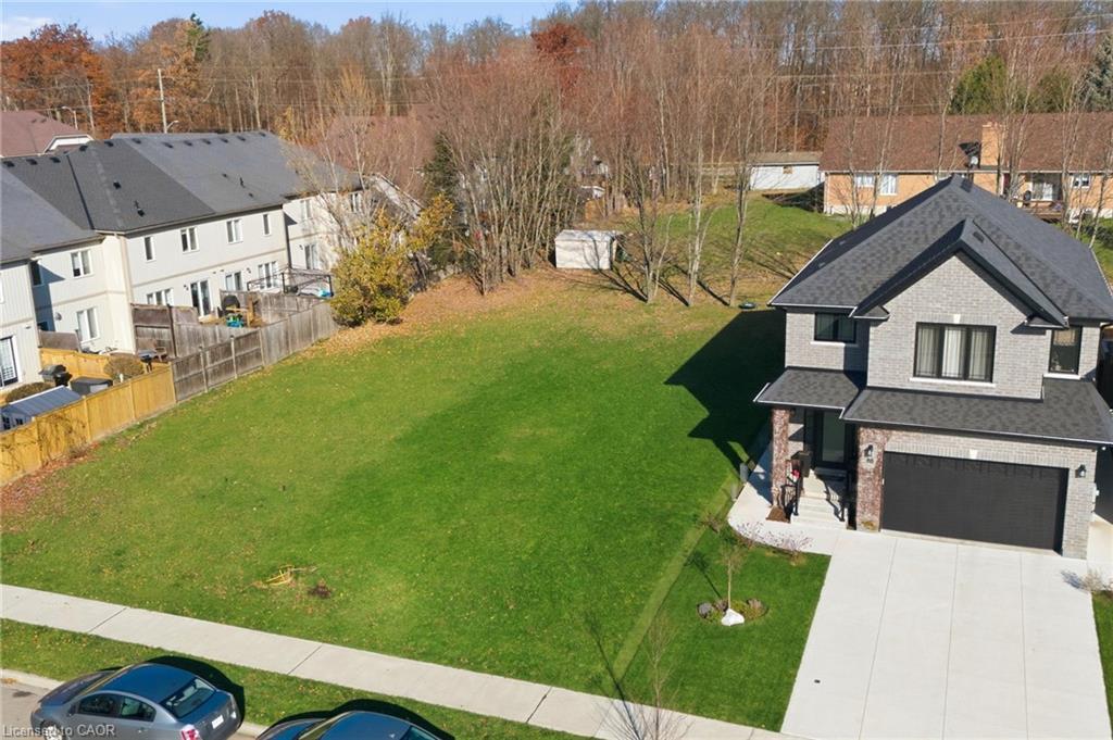 92 Gowland Drive, Binbrook, ON