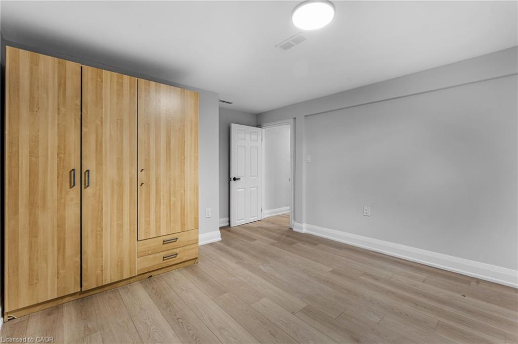 237 Adair Avenue N, Hamilton, ON - Indoor Photo Showing Other Room