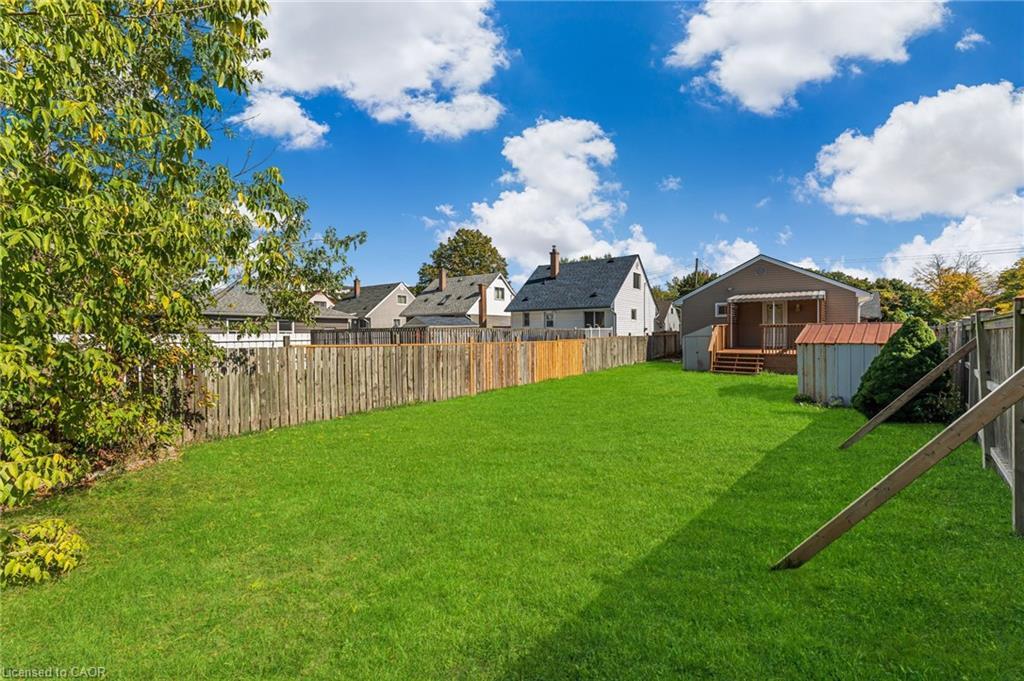 237 Adair Avenue N, Hamilton, ON - Outdoor With Backyard