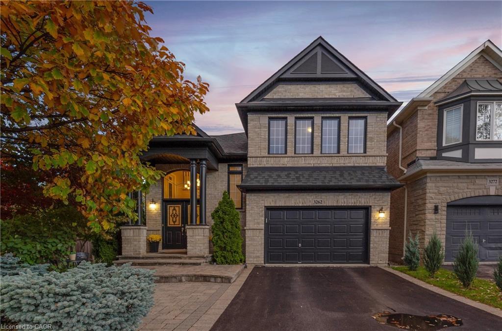 3262 Skipton Lane, Oakville, ON - Outdoor With Facade
