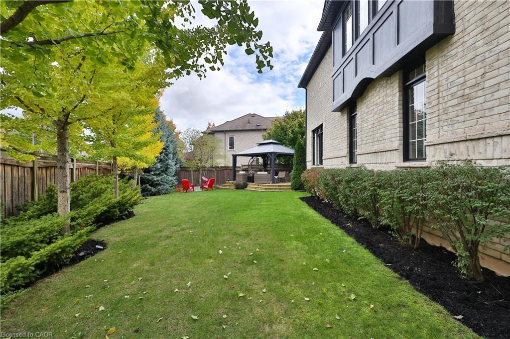 3262 Skipton Lane, Oakville, ON - Outdoor