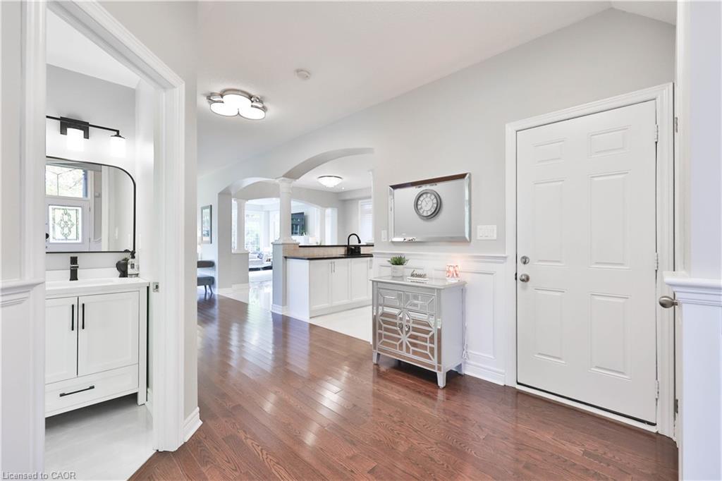 3262 Skipton Lane, Oakville, ON - Indoor Photo Showing Other Room