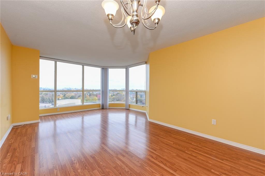 1002-1500 Grazia Court, Mississauga, ON - Indoor Photo Showing Other Room