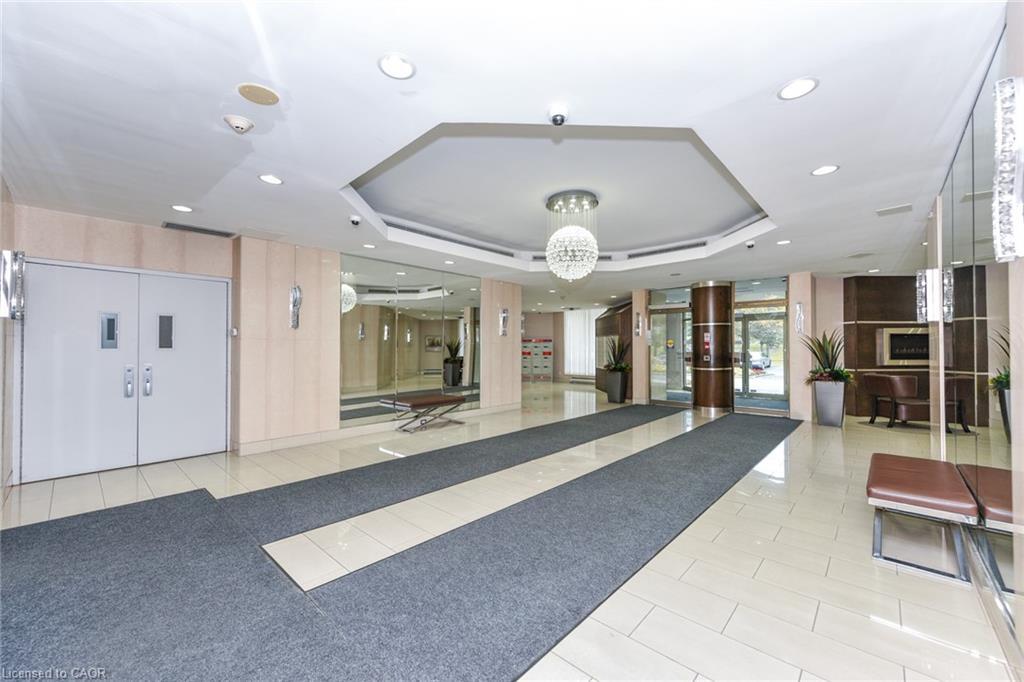 1002-1500 Grazia Court, Mississauga, ON - Indoor Photo Showing Other Room