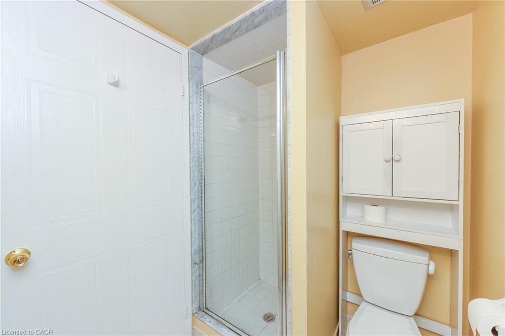 1002-1500 Grazia Court, Mississauga, ON - Indoor Photo Showing Bathroom