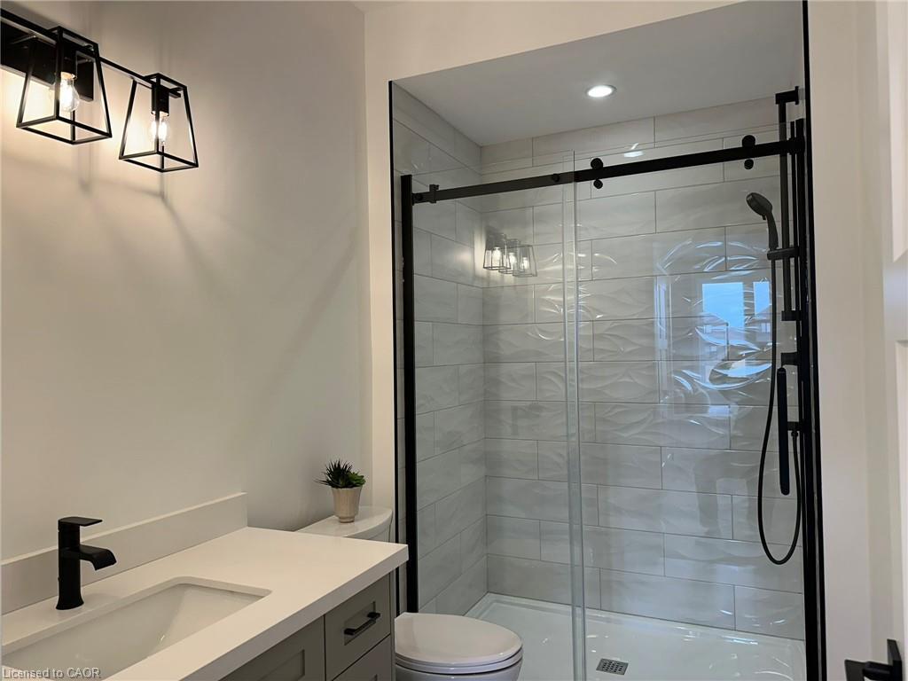 Lot 94-3 Pike Creek Drive, Cayuga, ON - Indoor Photo Showing Bathroom