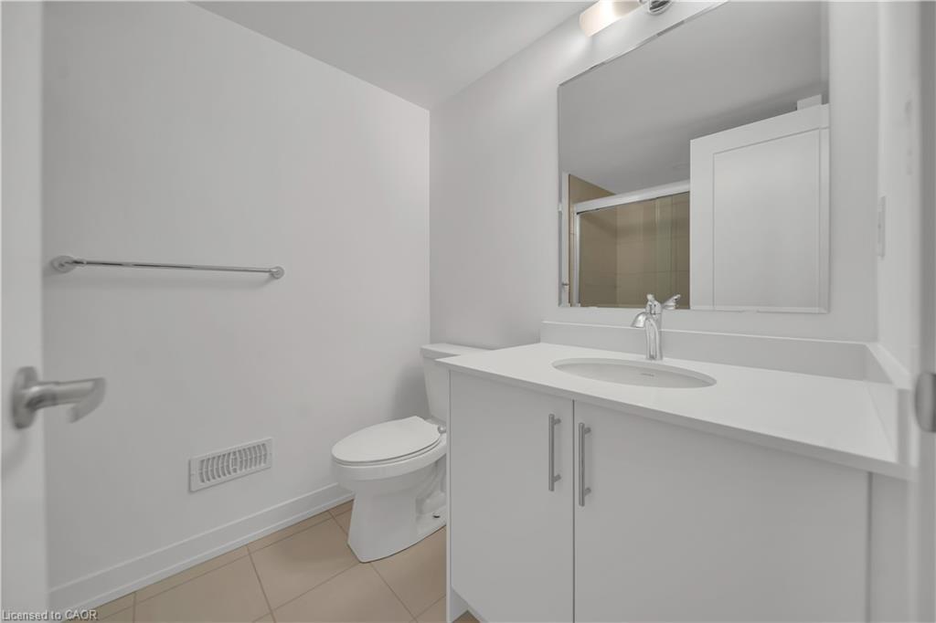 81-940 David Street, Wellington, ON - Indoor Photo Showing Bathroom