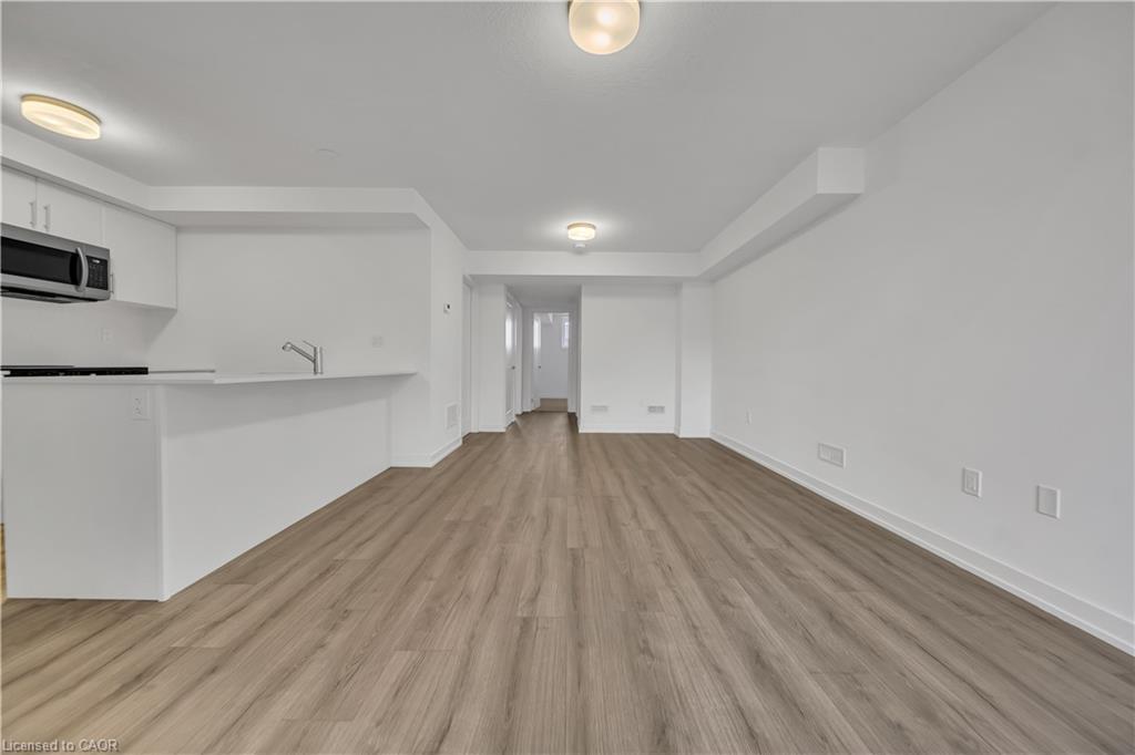 81-940 David Street, Wellington, ON - Indoor Photo Showing Other Room