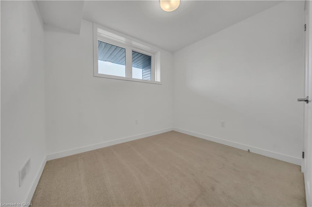 81-940 David Street, Wellington, ON - Indoor Photo Showing Other Room