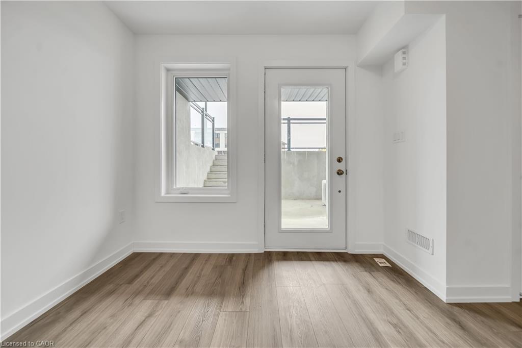 81-940 David Street, Wellington, ON - Indoor Photo Showing Other Room