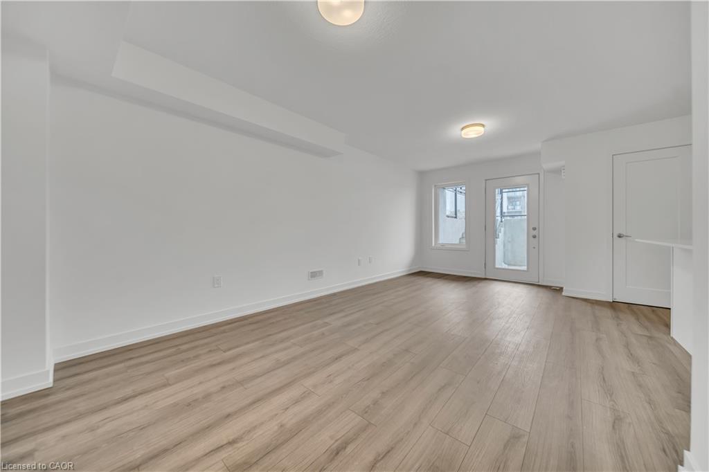 81-940 David Street, Wellington, ON - Indoor Photo Showing Other Room