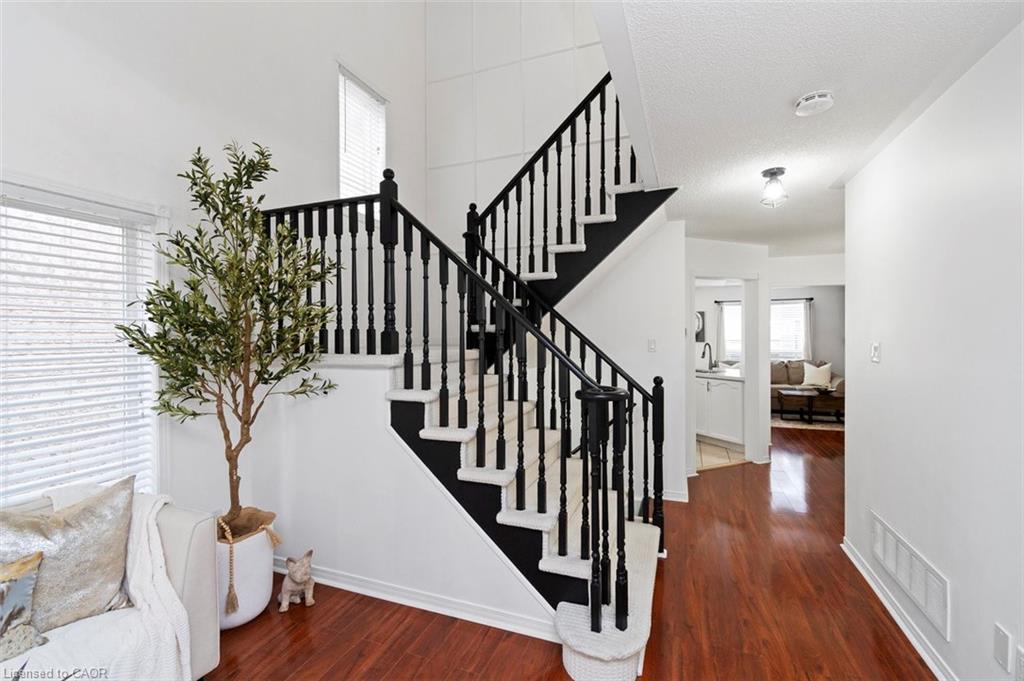 11 Redfinch Way, Brampton, ON - Indoor Photo Showing Other Room