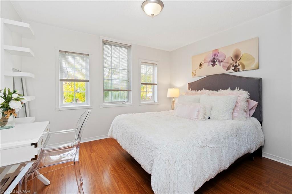 11 Redfinch Way, Brampton, ON - Indoor Photo Showing Bedroom