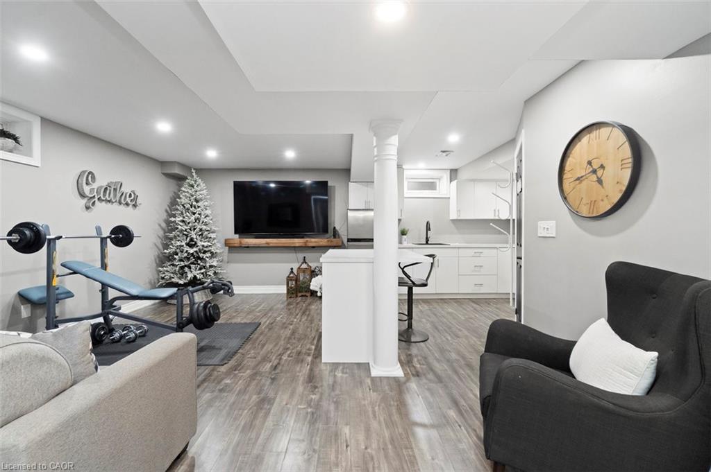 11 Redfinch Way, Brampton, ON - Indoor