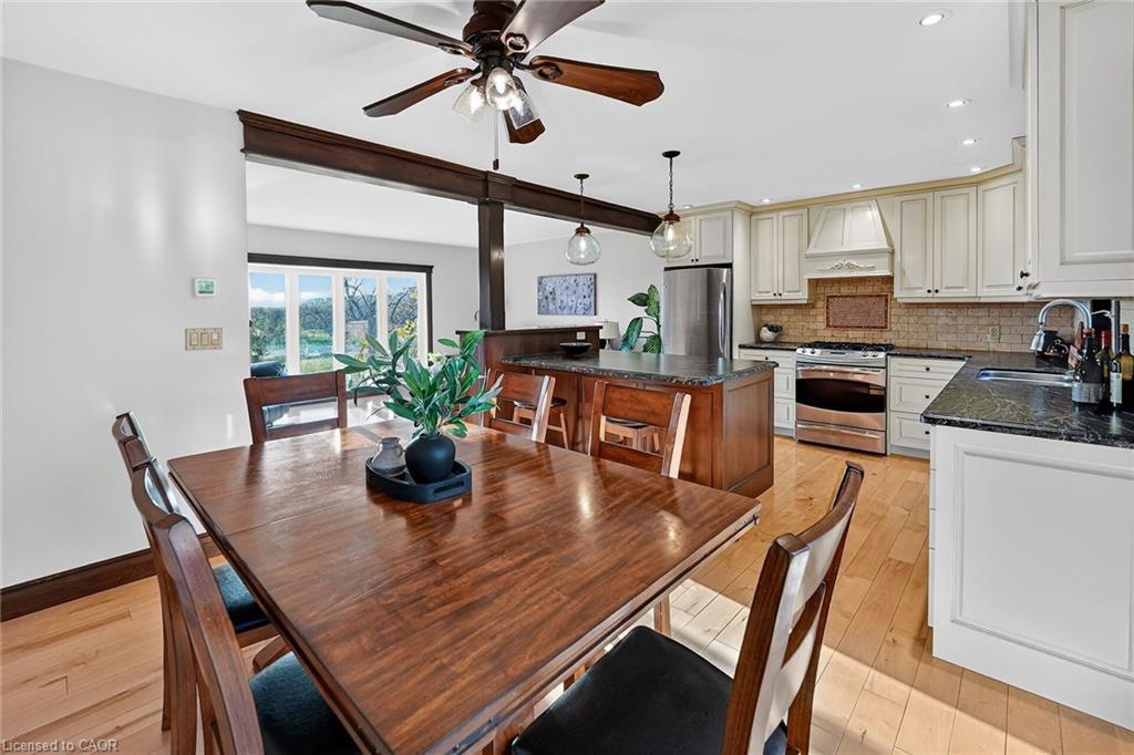 152 Ridge Road W, Grimsby, ON - Indoor