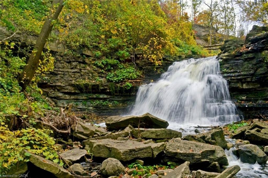 152 Ridge Road W, Grimsby, ON - Outdoor