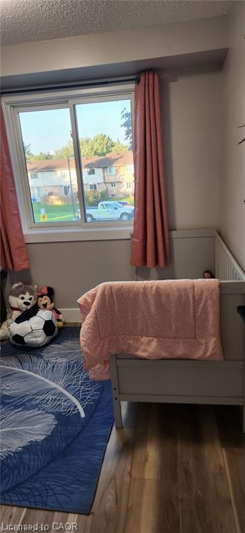 21-700 Erinbrook Drive, Kitchener, ON - Indoor Photo Showing Bedroom