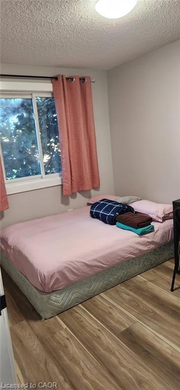 21-700 Erinbrook Drive, Kitchener, ON - Indoor Photo Showing Bedroom