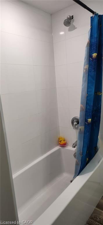 21-700 Erinbrook Drive, Kitchener, ON - Indoor Photo Showing Bathroom