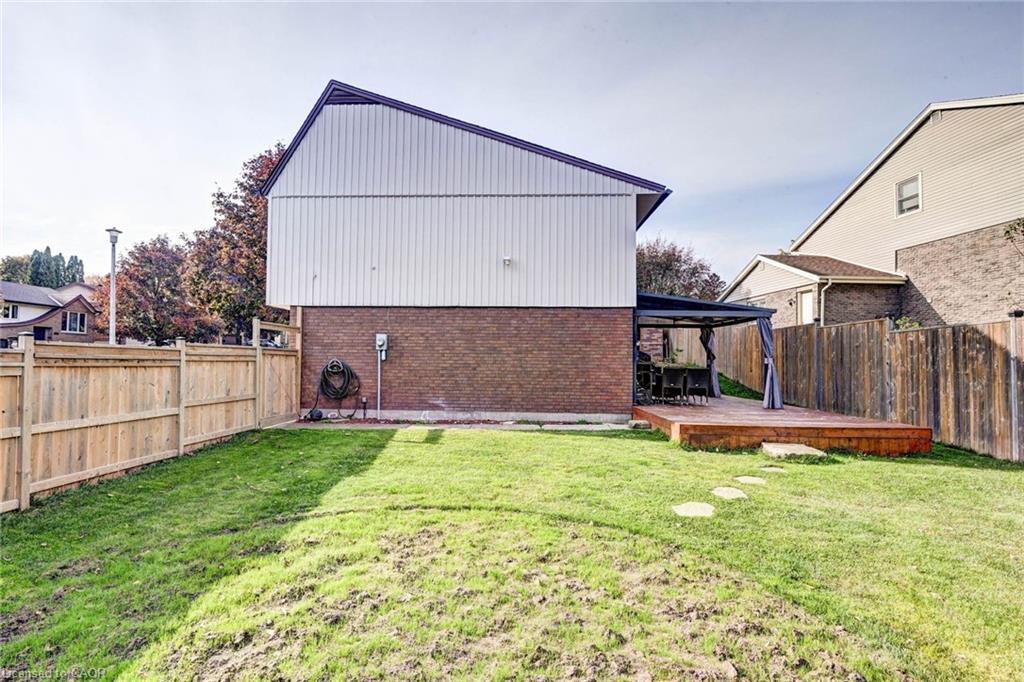 288 Salisbury Avenue, Cambridge, ON - Outdoor