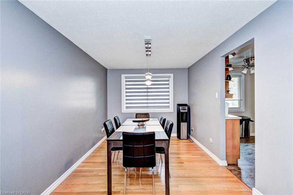 288 Salisbury Avenue, Cambridge, ON - Indoor Photo Showing Dining Room