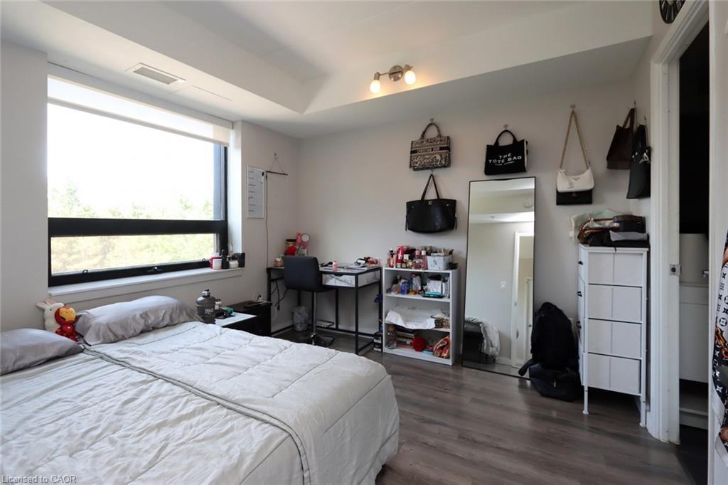 216-1291 Gordon Street, Guelph, ON - Indoor Photo Showing Bedroom