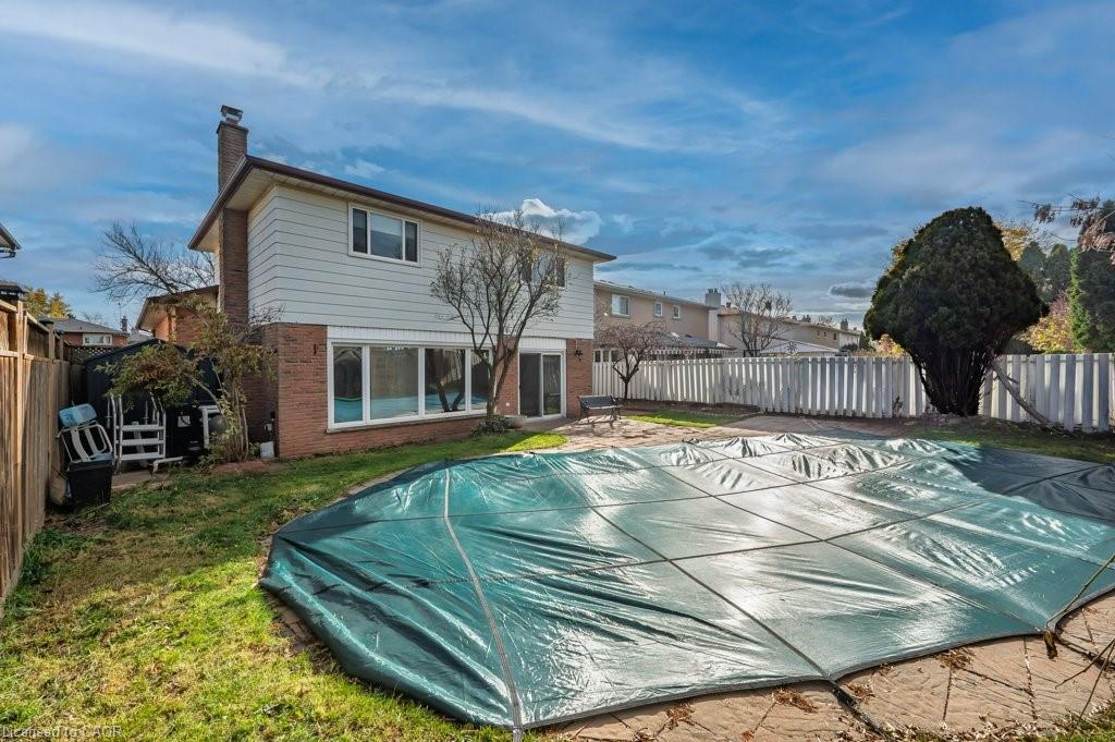 2523 Waterford Street, Oakville, ON - Outdoor