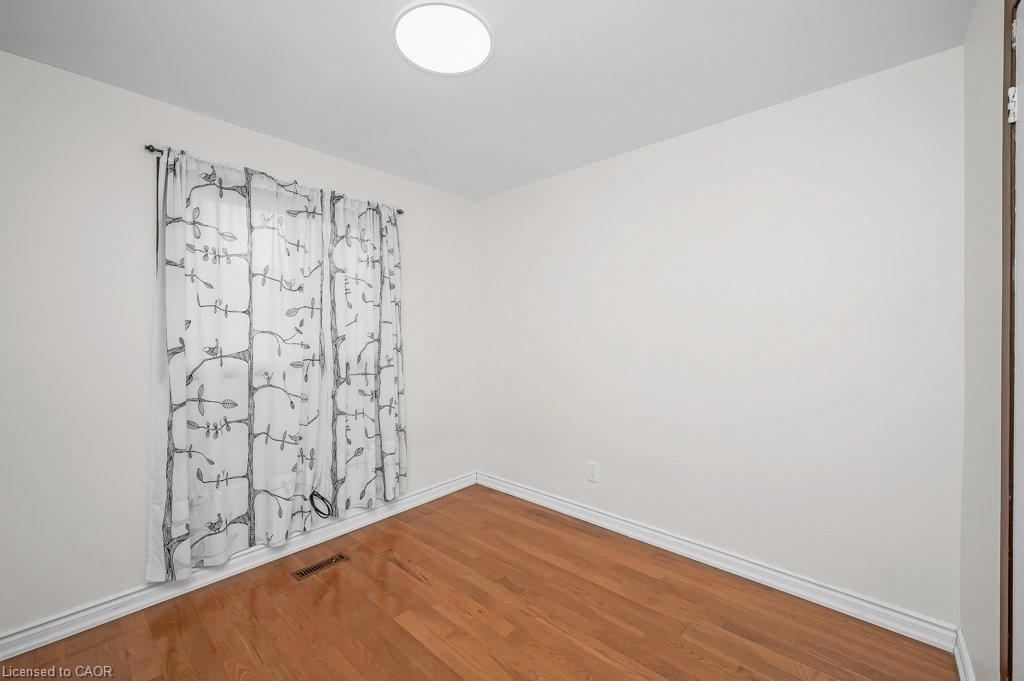 2523 Waterford Street, Oakville, ON - Indoor Photo Showing Other Room