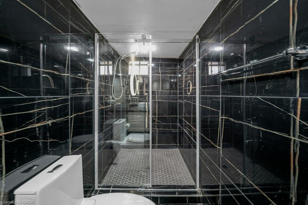 2523 Waterford Street, Oakville, ON - Indoor