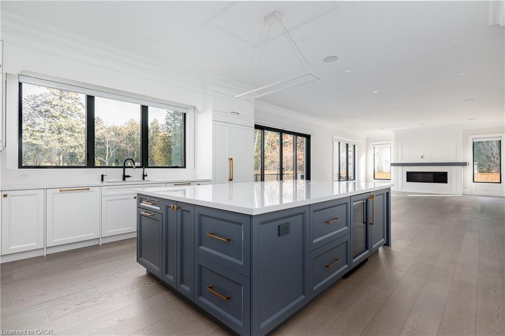 481 Chartwell Road, Oakville, ON - Indoor Photo Showing Kitchen