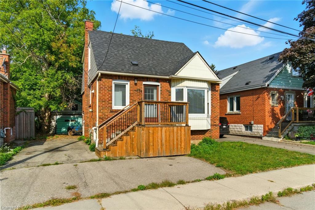 74 East 14Th Street, Hamilton, ON - Outdoor With Deck Patio Veranda