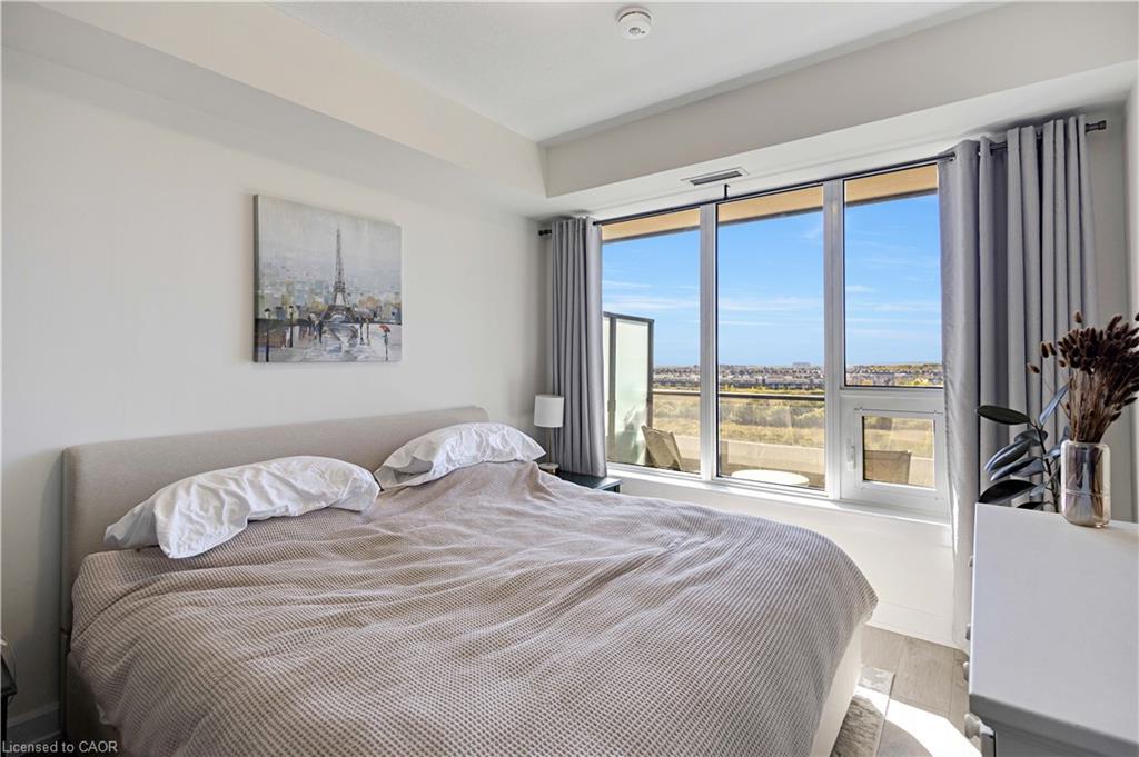 721-3200 William Coltson Avenue, Oakville, ON - Indoor Photo Showing Bedroom