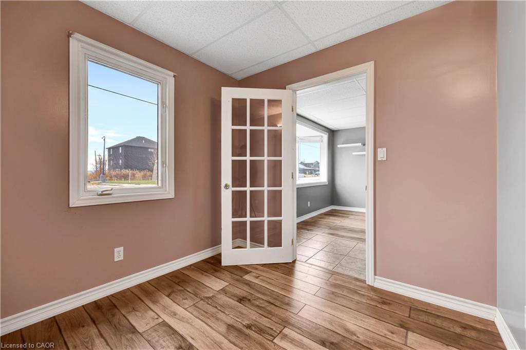 2241 Line 34, Shakespeare, ON - Indoor Photo Showing Other Room