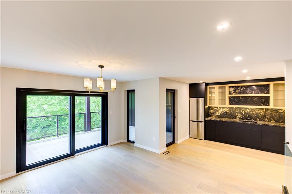 93 Oak Street, Cambridge, ON - Indoor