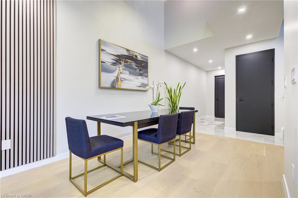 93 Oak Street, Cambridge, ON - Indoor